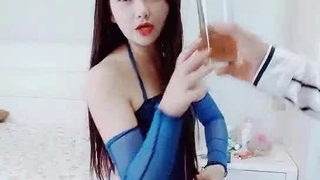 白嫩爆乳情人的疯狂多姿势抽插巨乳情人浪穴不停抽送爆乳乱
