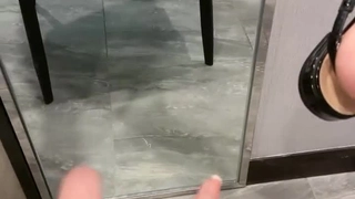 【母狗】小媳妇喜欢我后入她的大屁股