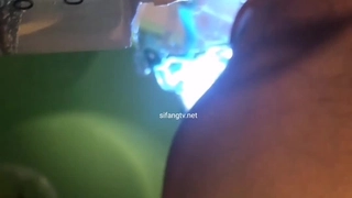 少女第一次在肛交中喷潮